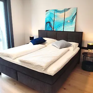 rooftop-apartment-city-center-free-parking.vienna-besthotels.com/